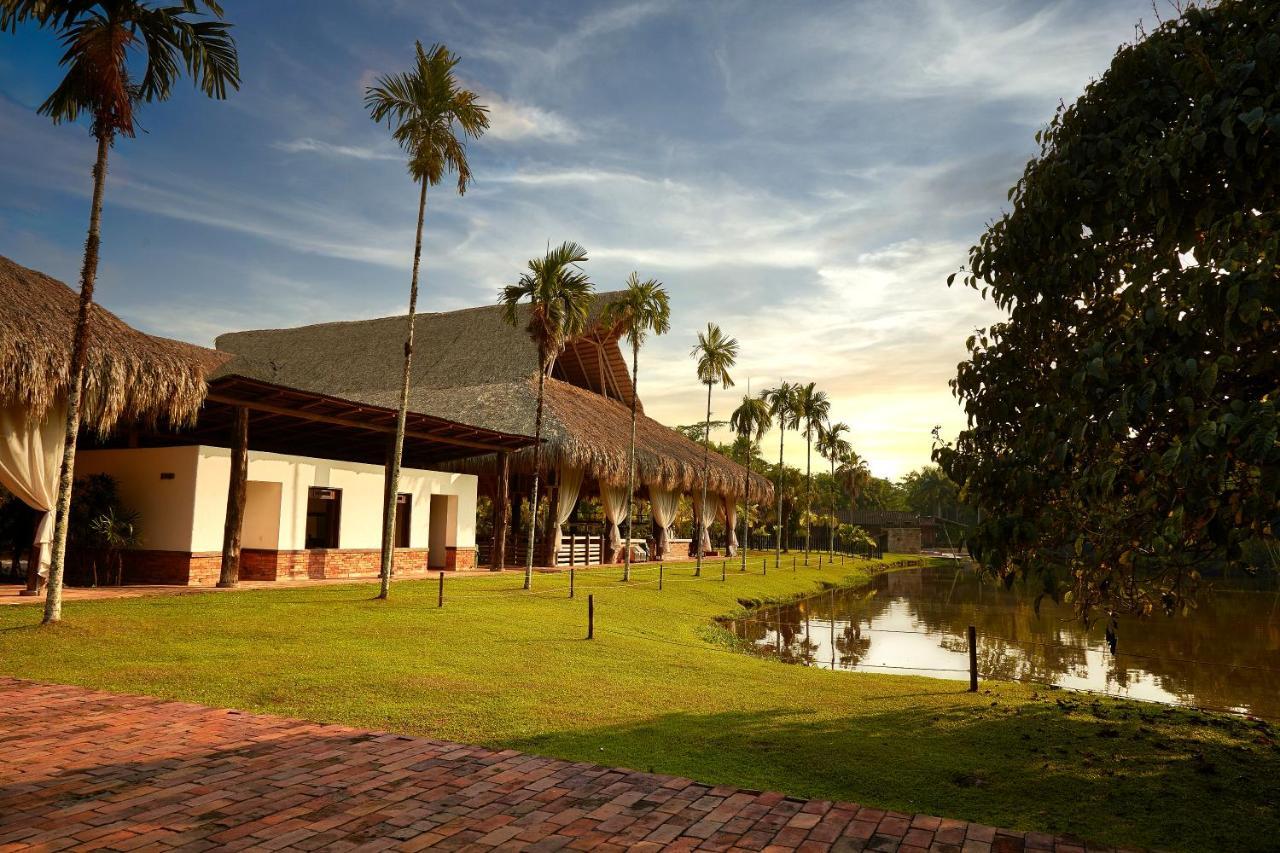 Hotel Reserva De Piedemonte ビリャビセンシオ エクステリア 写真